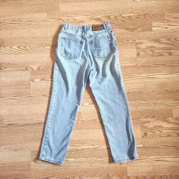 GUC Vintage Jones Sport High-Waisted Mom Jeans, Size 8/Modern Size 4 - Picture 10 of 11